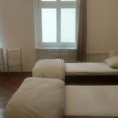 Bed & Breakfast Kartell
